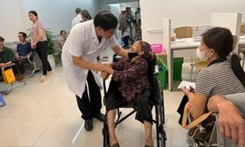 Từ trái tim người thầy thuốc: Hành trình tri ân của Bệnh viện Bạch Mai ở Cố đô Ninh Bình