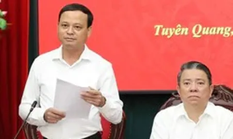 Gian lận thi cử tại Tuyên Quang: Ai chỉ đạo cho giáo viên nhắc bài học sinh?