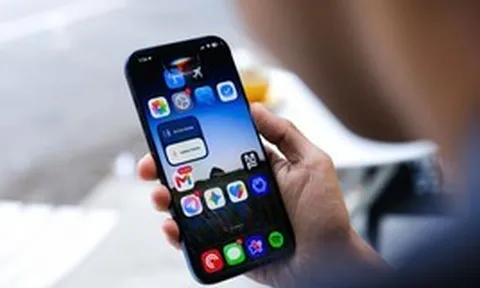Apple Intelligence “lên đời” trong bản Beta iOS 27: Siri AI hiểu ngữ cảnh, AI hiện diện ở mọi trải nghiệm trên iPhone