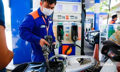 Hà Nội ban hành kịch bản ứng phó khủng hoảng nguồn cung xăng dầu