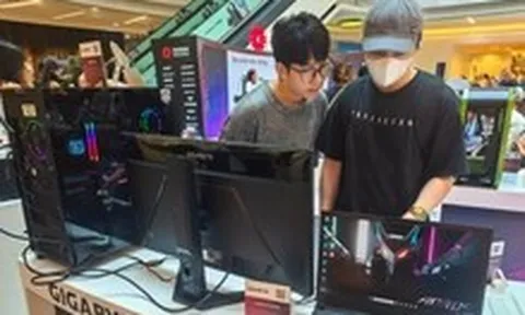 Bạn có đang vi phạm bản quyền khi dùng máy tính mua ở cửa hàng?