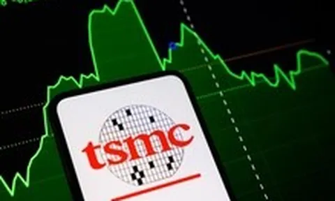 'Ông lớn' sản xuất chất bán dẫn TSMC lãi kỷ lục, nâng đầu tư tại Mỹ lên 265 tỉ USD