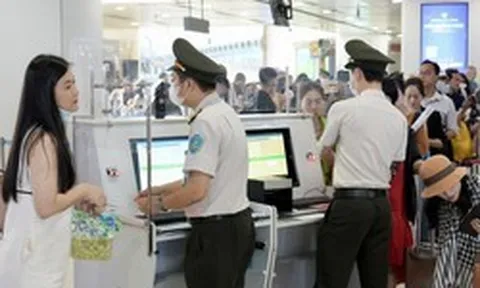 Thông báo quan trọng cho tất cả người dùng VNeID chuẩn bị đi máy bay