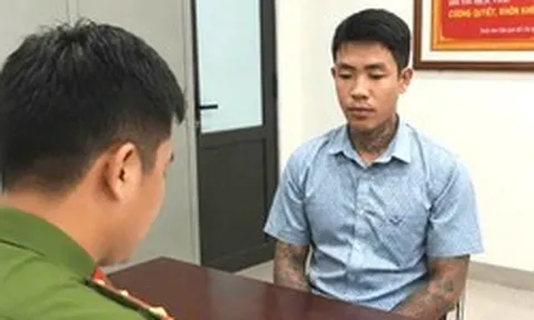Tạm giữ kẻ côn đồ dùng tuýp sắt đánh người rồi hỏi 'mày biết bố mày là thằng nào?'