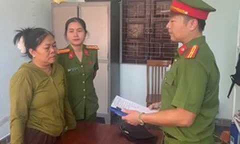 Thi hành lệnh bắt tạm giam "thầy bói" Phạm Thị Phượng 53 tuổi