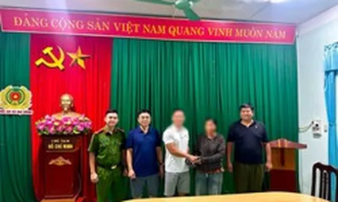 Công an điều tra giao dịch hơn 2 tỷ đồng của người đàn ông ở Ninh Bình: Người phụ nữ SN 1992 được mời lên làm việc