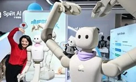 Mỹ cấm nhập khẩu robot hình người của Trung Quốc vì sợ bị thu thập thông tin lén