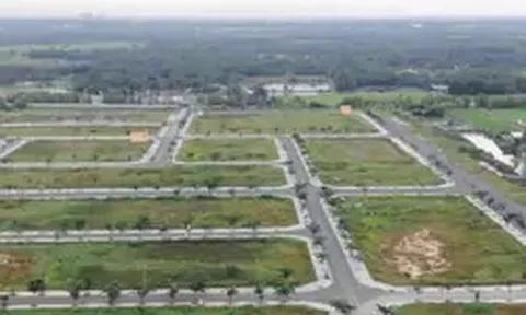 Ưu tiên phát triển chung cư, giá đất nền và căn hộ ra sao?