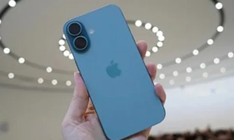 Chiếc iPhone đang giảm giá chạm đáy, đáng mua nhất lúc này