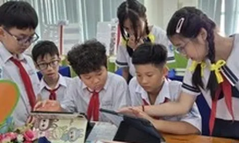 TP.HCM chuyển đổi số giáo dục: Bỏ sổ giấy, không còn 'mỗi trường một phần mềm'