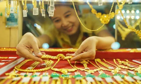 Giá vàng hôm nay (26/8): Xoay hướng, đảo chiều để bứt phá