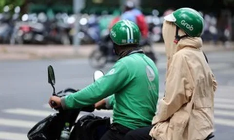 3 cuốc xe bị huỷ trong một buổi sáng và câu chuyện mưu sinh của những tài xế Grab