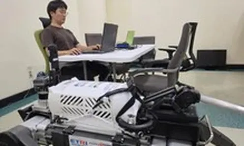 Robot AI Hàn Quốc tự tìm đường ở chỗ lạ, đi nhầm còn biết tìm lại