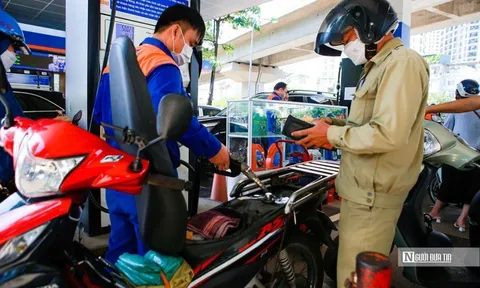 Chính phủ đồng ý tiếp tục kéo dài thời hạn giảm thuế xăng dầu đến hết năm