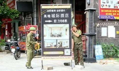 TP Bắc Ninh mở cao điểm dẹp 'loạn' biển quảng cáo, lập lại trật tự đô thị