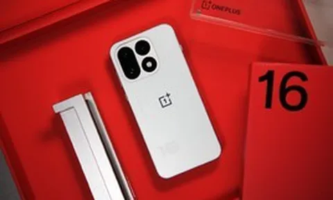 OnePlus 16 ra mắt: Snapdragon 8 Elite Extreme Gen 6, pin 9000mAh, màn hình 185Hz, camera 200 "chấm" mà giá chỉ từ hơn 20 triệu