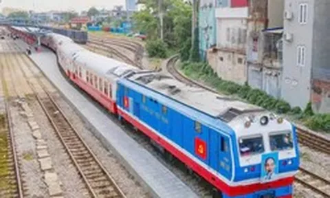 Phó Thủ tướng: 'Đường sắt phải trở thành trục hạ tầng chiến lược quốc gia'
