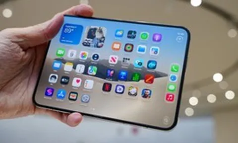 iPhone Duo cháy hàng, dân buôn rao bán lại giá hơn 130 triệu đồng