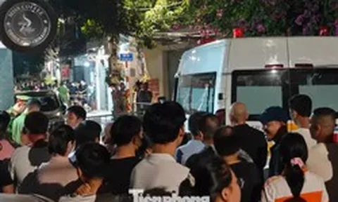 Vụ người đàn ông bị đâm tử vong trong ô tô ở Hà Nội: 'Hung thủ giật dao của người bán thịt gây án'