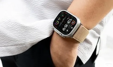 Trên tay Apple Watch Ultra 4 trước giờ lên kệ: Pin bền hơn, tăng cường khả năng theo dõi sức khoẻ và thể thao