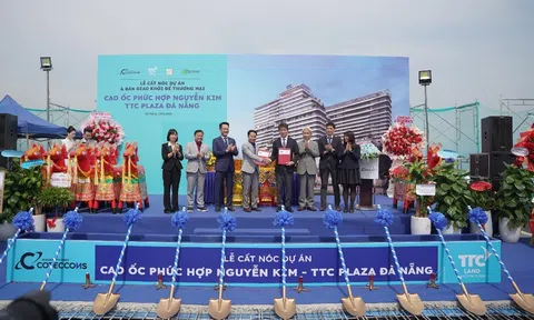 TTC Plaza Đà Nẵng hoàn thành cất nóc, bàn giao khối đế&nbsp;thương mại cho AeonMall Việt Nam đúng tiến độ