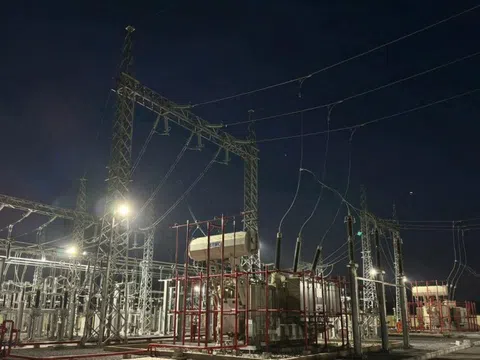Đóng điện đưa vào vận hành trạm biến áp 220kV Phú Bình 2