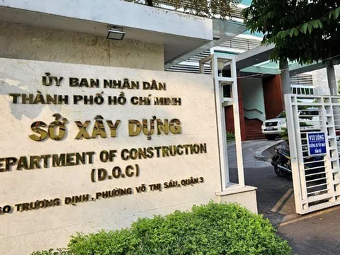Bắt 2 chuyên viên Sở Xây dựng TP.HCM nhận hối lộ