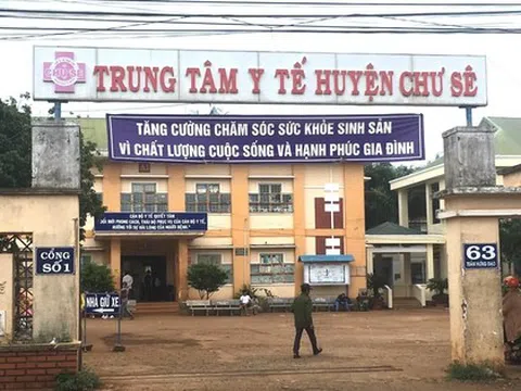 Người nhà bệnh nhân hành hung nữ bác sĩ, tuyên bố "tao thích thì tao đánh"!