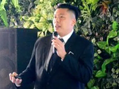 Trường đại học cần giúp người học từ 'biết AI' sang 'sẵn sàng với AI'
