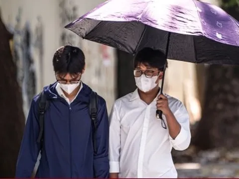 Hà Nội nắng nóng 36°C giữa mùa thu có bất thường?