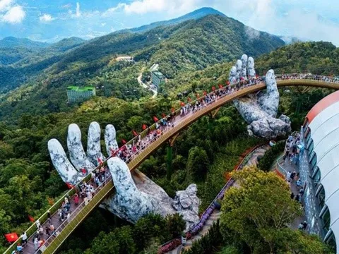 Cáp treo Bà Nà báo lãi lớn gần 1.000 tỷ đồng chỉ sau nửa đầu năm 2025