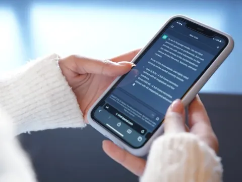 ChatGPT di động chững lại sau thời gian bùng nổ toàn cầu