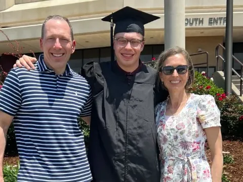 Nhiều người trẻ tự tử nghi do ChatGPT xúi giục, OpenAI bị kiện hàng loạt