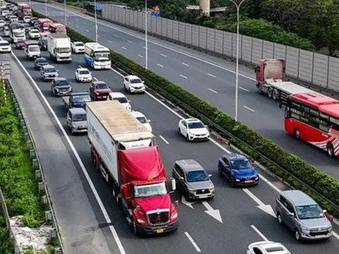 Lái xe liên tục không quá 4 tiếng, nếu tắc đường, không có trạm dừng nghỉ… sẽ tính thế nào?