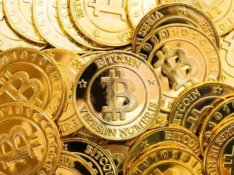 Bán vàng để đầu tư tiền số, nhiều người mất ngủ vì thua lỗ nặng