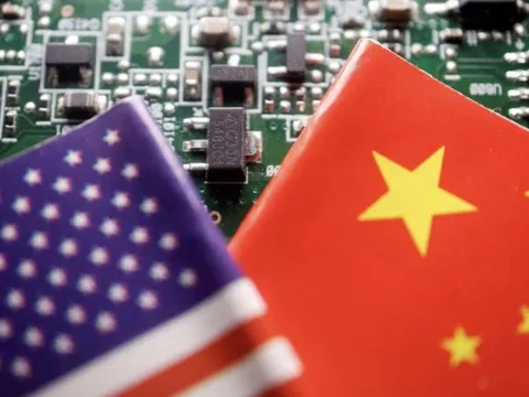 Các nghị sĩ Mỹ muốn hạn chế xuất khẩu chip AI tiên tiến cho Trung Quốc, Nga, Iran, Triều Tiên