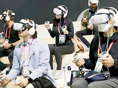 'Giấc mộng ảo' metaverse của Zuckerberg tiêu tan