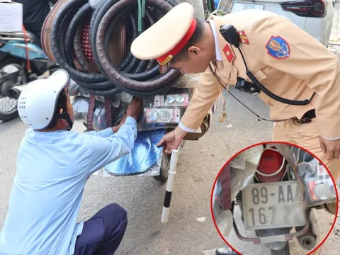 Che biển số để né camera, hàng loạt tài xế bị CSGT Hà Nội xử phạt