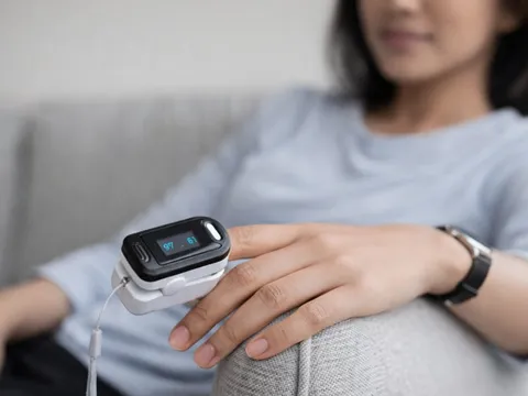 Không phải điện thoại, thiết bị y tế mới là 'món đeo tay' bán chạy nhất những năm tới