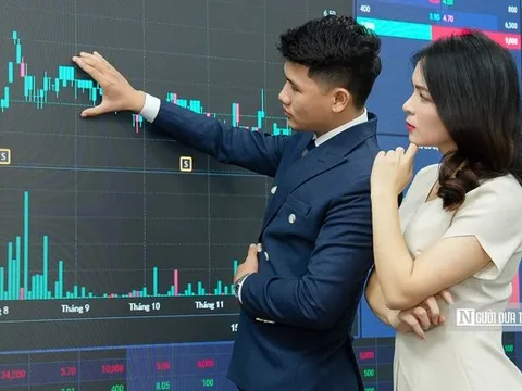 VN-Index lập mốc cao mới, công ty chứng khoán cảnh báo hạn chế mua đuổi