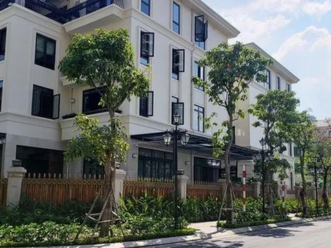 Giá nhà liền thổ TPHCM giảm gần một nửa khi chủ đầu tư đẩy mạnh chiết khấu