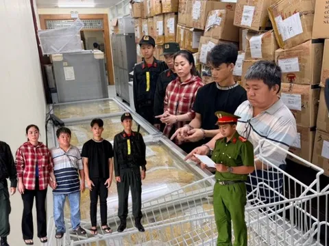 Đột kích hộ kinh doanh Châu Phát, bắt giam Huỳnh Cẩm Lài và 2 người đàn ông