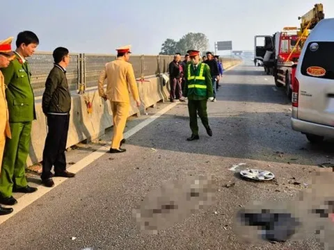 Hiện trường vụ tai nạn thảm khốc trên cao tốc khiến 4 người chết, 6 người bị thương