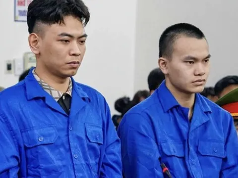 NÓI THẲNG: "Tổng tài" phông bạt và cái giá của quyền lực ảo