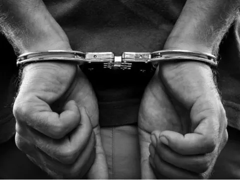 Cựu cán bộ lừa đảo hùn vốn kinh doanh, mua bán suất nhà ở xã hội chiếm đoạt 17 tỷ đồng