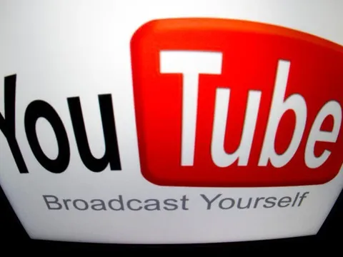 YouTube phản pháo cáo buộc 'gây nghiện'