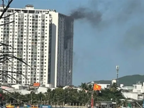 Cháy chung cư ở Nha Trang khiến 2 người tử vong
