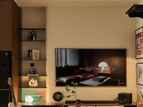 Căn hộ cũ 70m2 'lột xác' hoàn toàn nhờ đập thông các bức tường ngăn