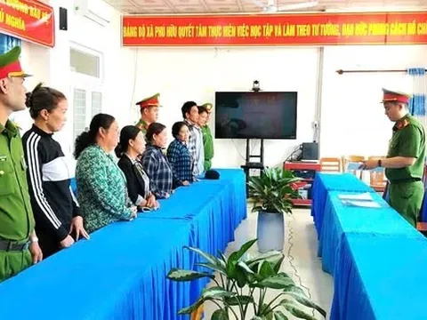 Ra lệnh cấm đi khỏi nơi cư trú đối với Trần Thị Nhậu và nhiều phụ nữ