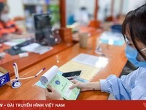 Có được “đóng nhờ” BHXH tại công ty người quen để hưởng lương hưu?